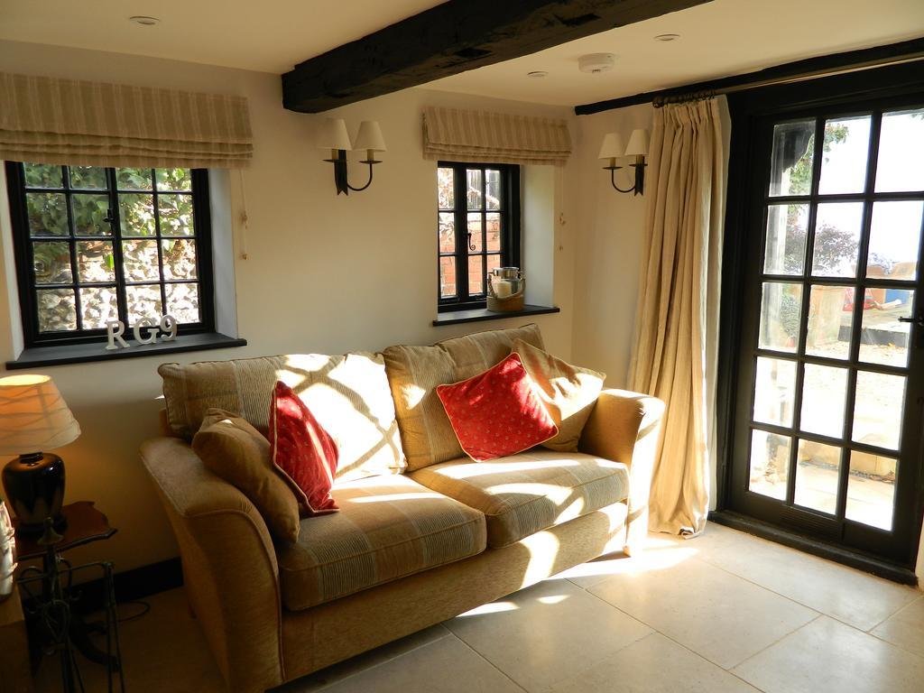Henry VIII Cottage In The Heart Of Henley Esterno foto