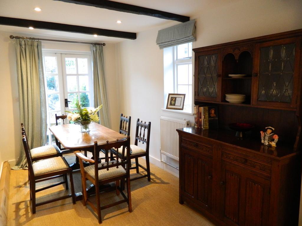 Henry VIII Cottage In The Heart Of Henley Esterno foto